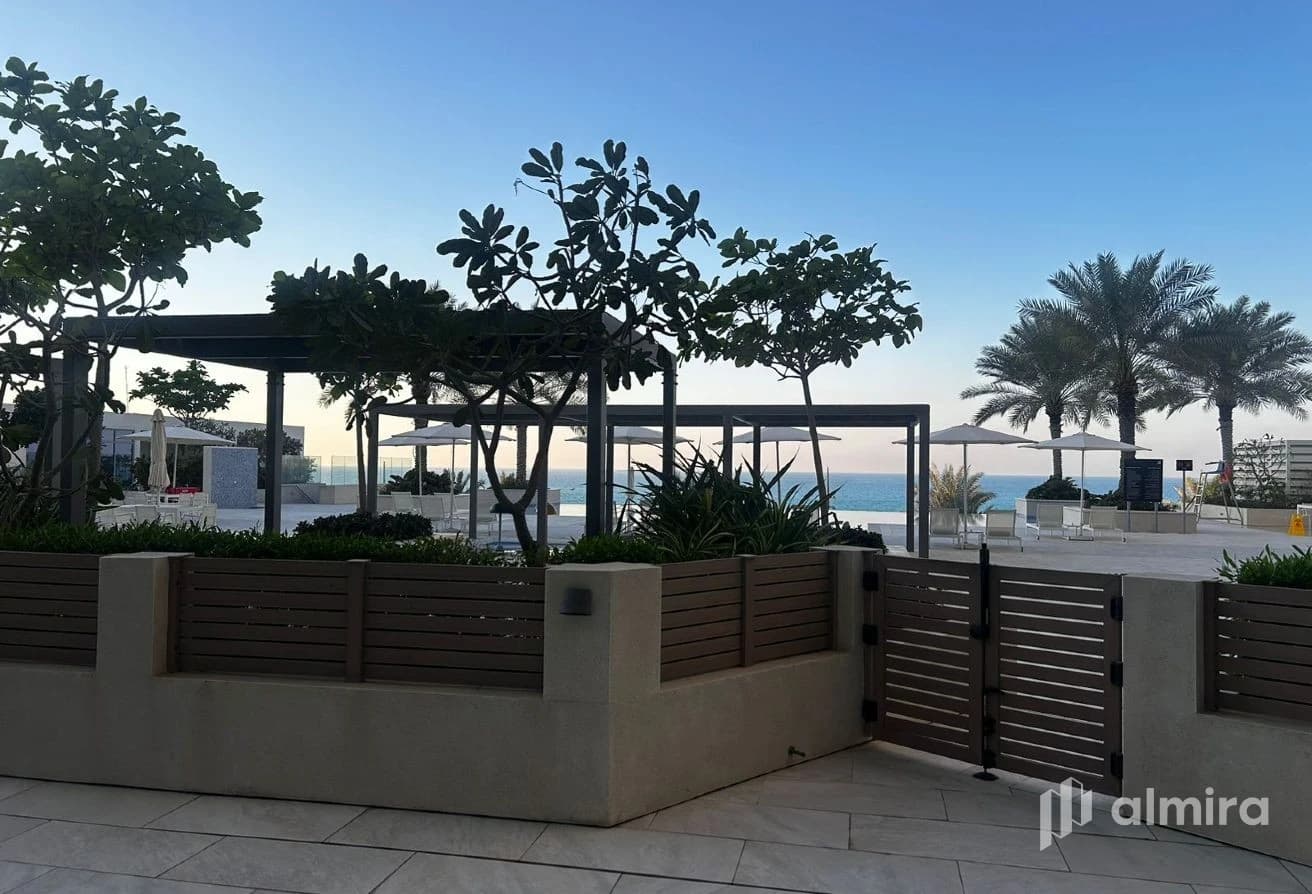 2BR+Maid | Sea facing | Huge Balcony