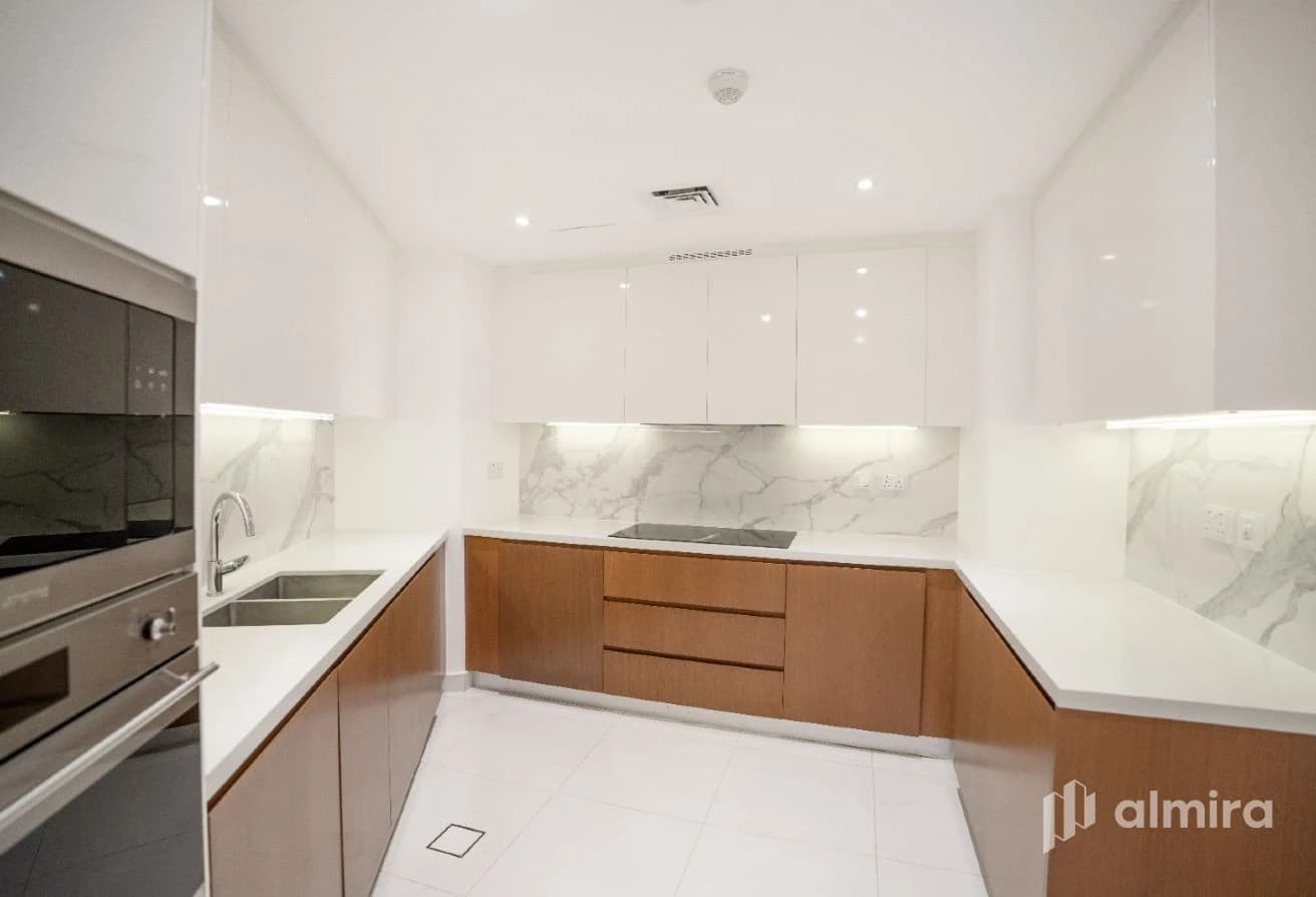 2BR+Maid | Sea facing | Huge Balcony