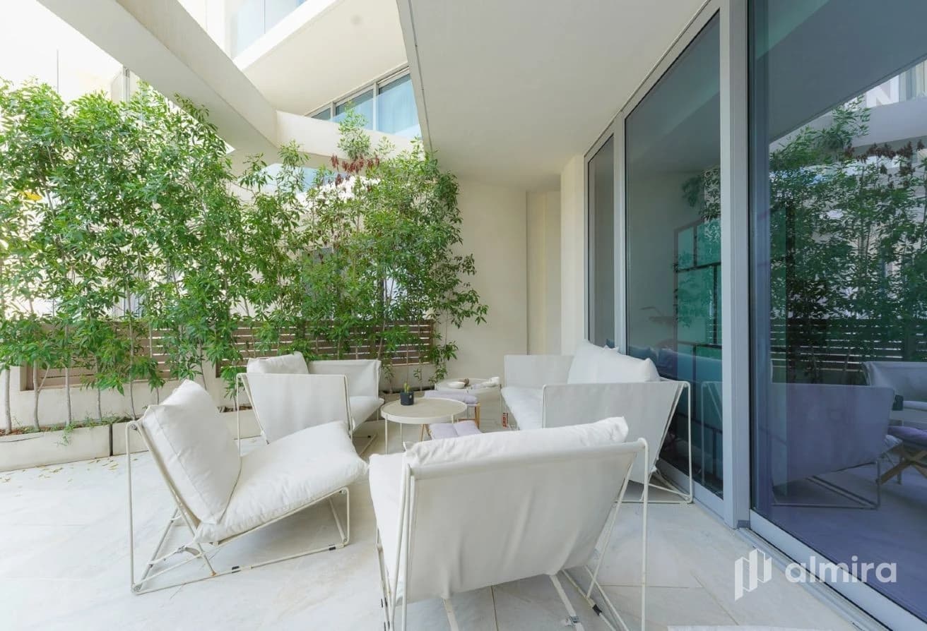 2BR+Maid | Sea facing | Huge Balcony