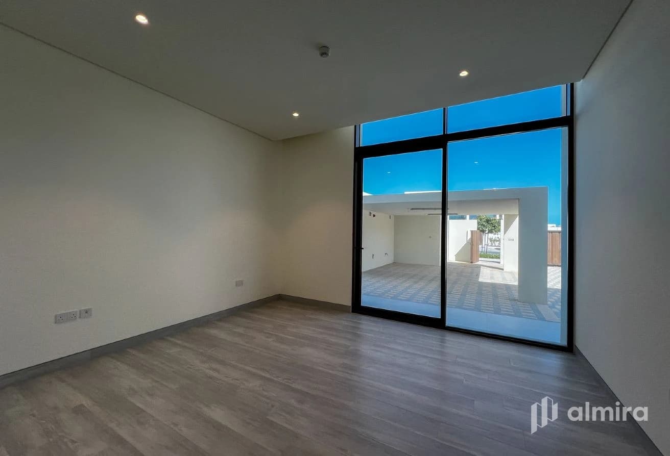 Type V4 Executive | Premium Amenities | Prime Home