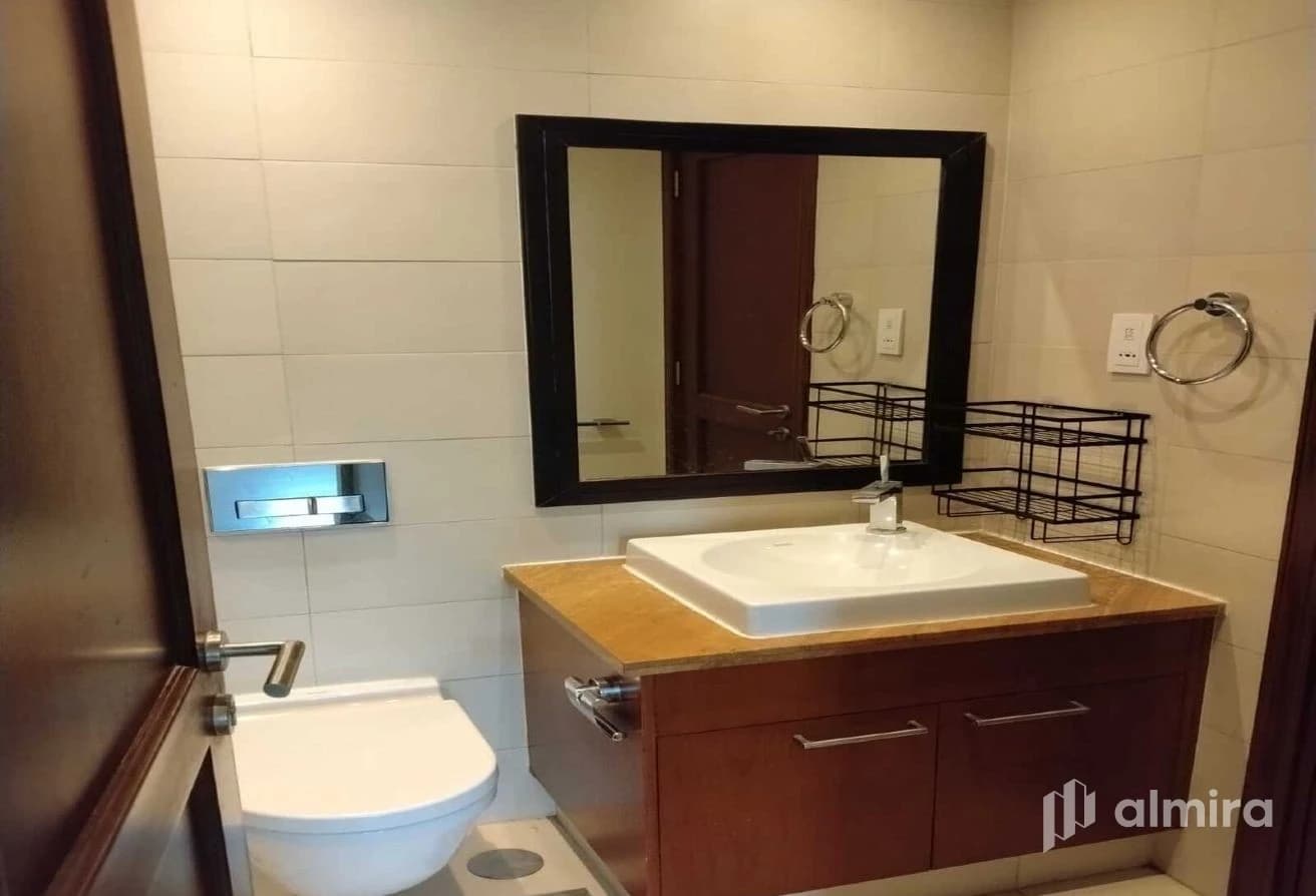 Ground Floor | Ready to Move In | Prime Location