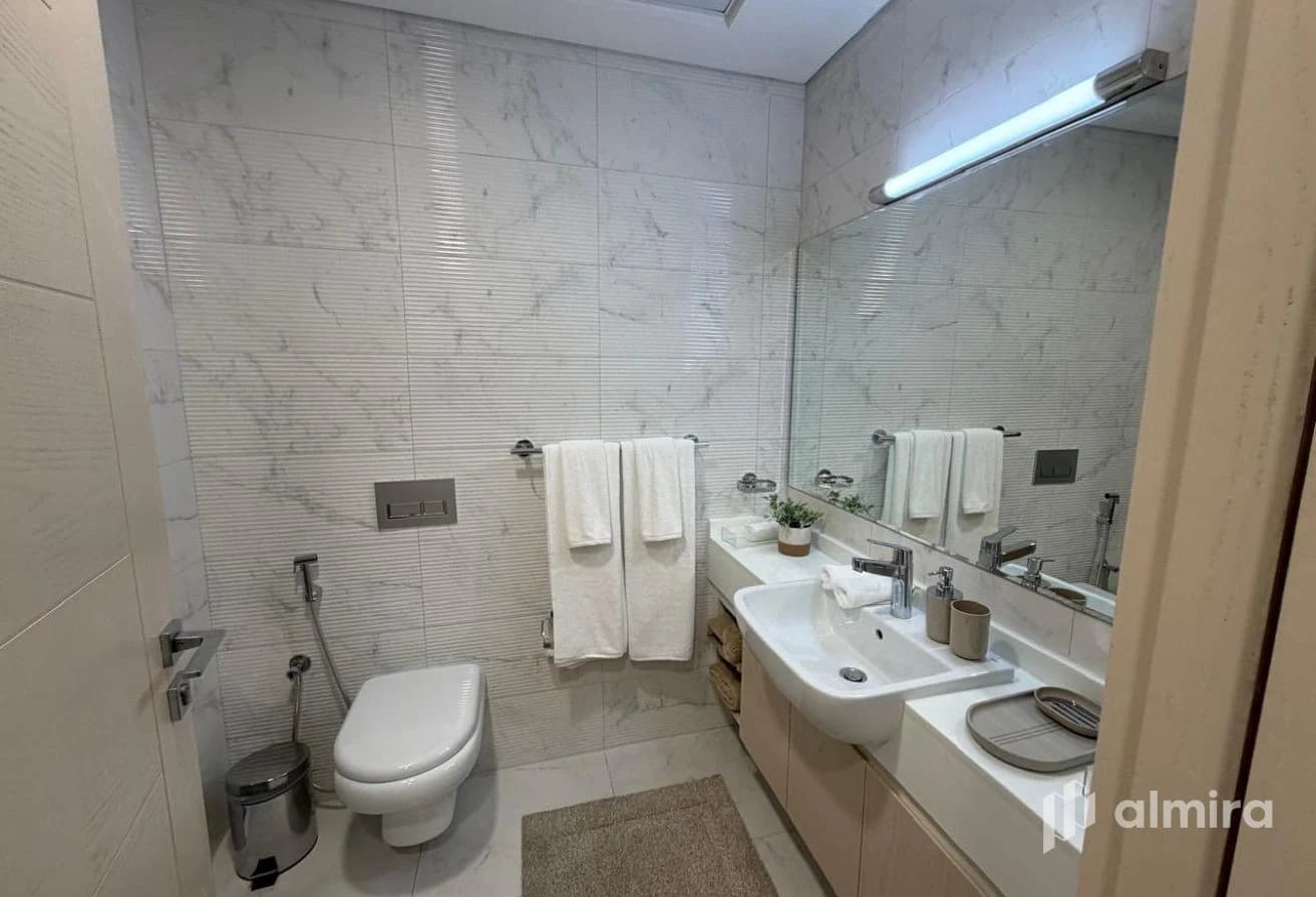 Fully Furnished-Deluxe | High Floor | Sea View
