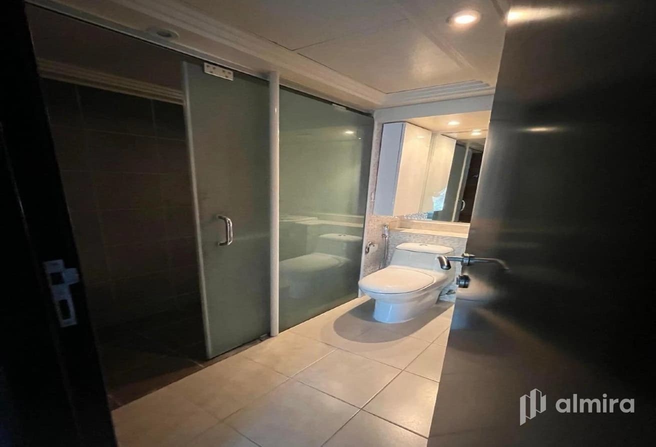 Single Row | Upgraded | Semi-Furnished