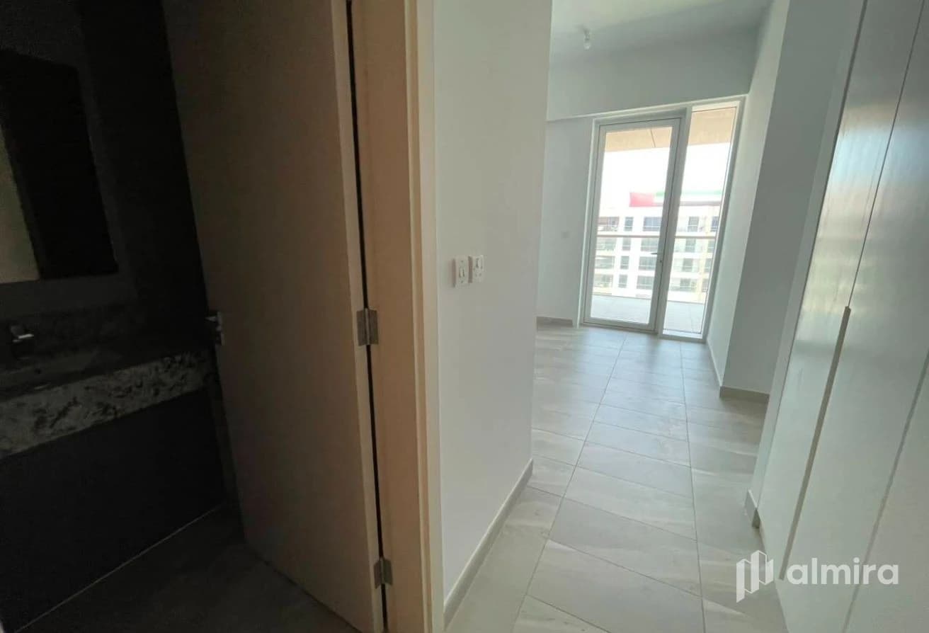 Sunrise Residences 2 | Partial Sea View | 2BR+Maid