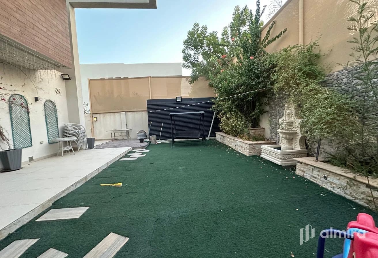 Move In Ready | Next To Corner | Luxury Living