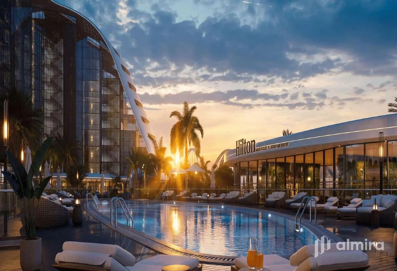 Full Canal View | Luxurious | Waterfront Living