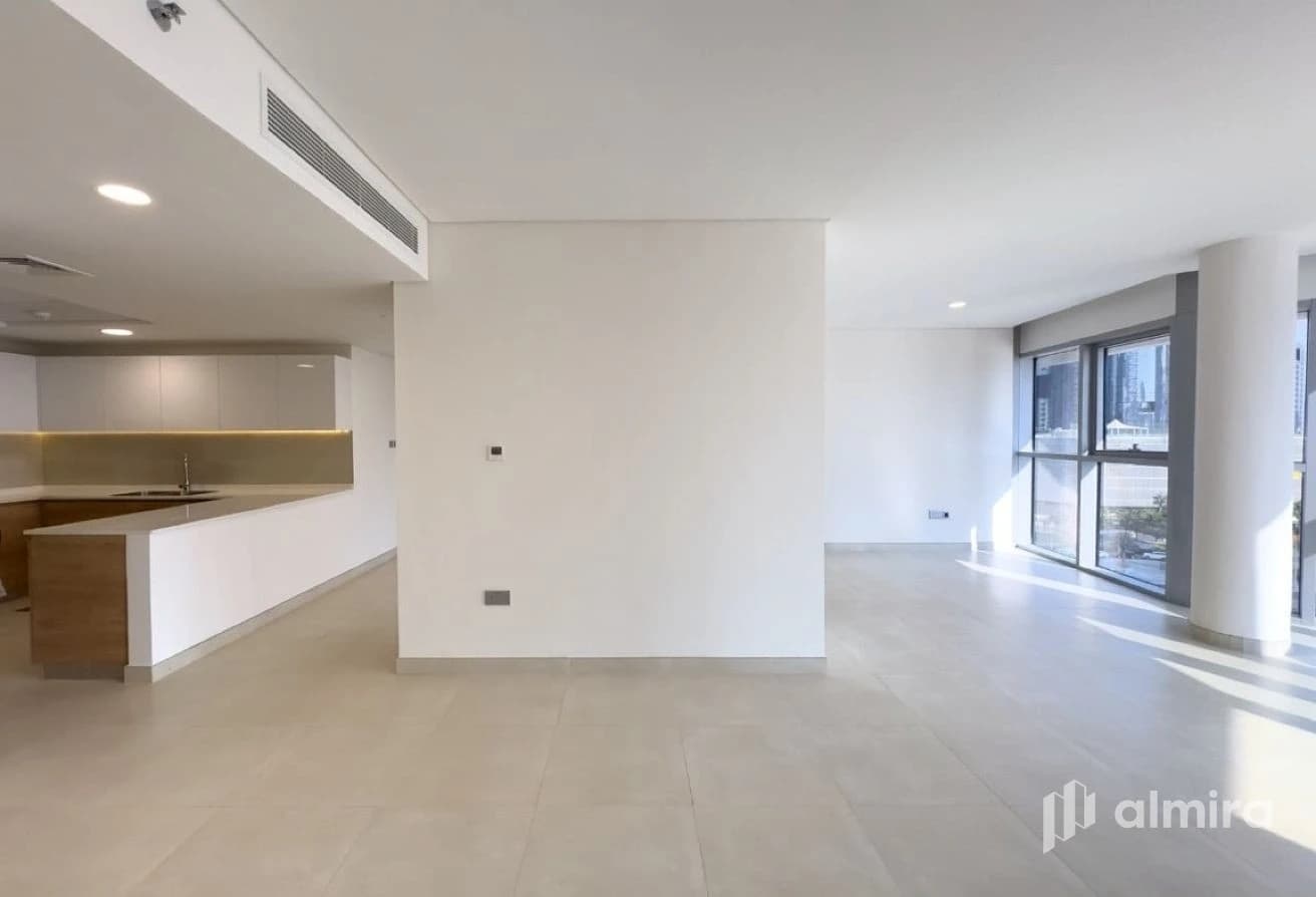Radiant Heights | Vacant | Brand New | Huge Layout