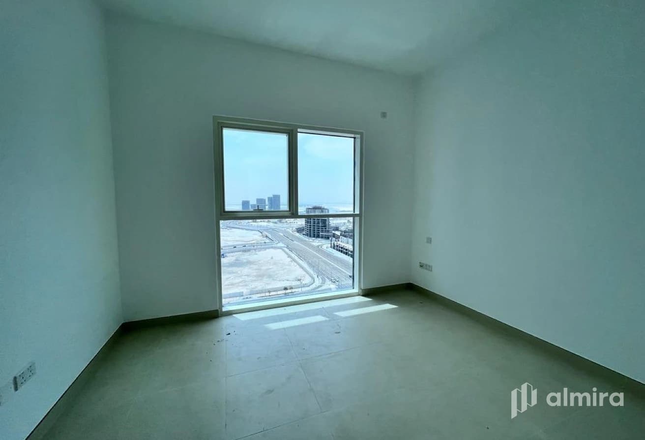 Highly Maintained | Vibrant Living | Prime Area