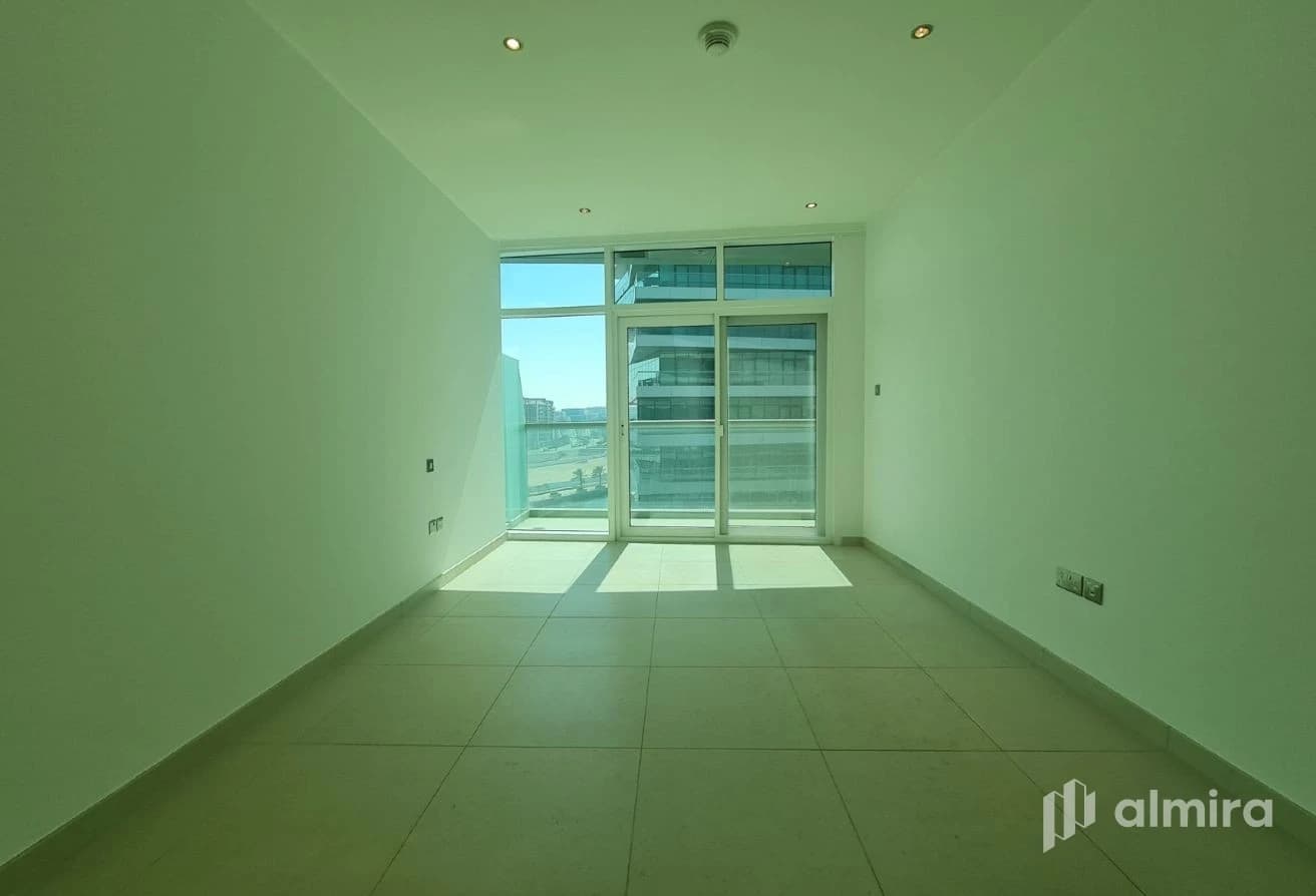 Vacant | Utilities Included | Sea View