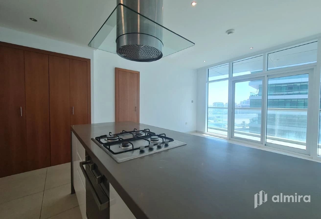 Vacant | Utilities Included | Sea View